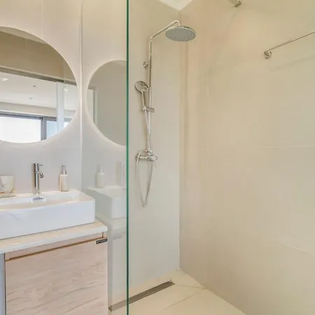 Aurelia-private Pool *
